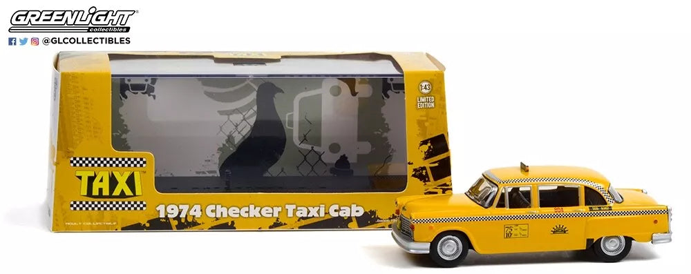 1/43 GREENLIGHT 86601 1974 CHECKER TAXI CAB YELLOW