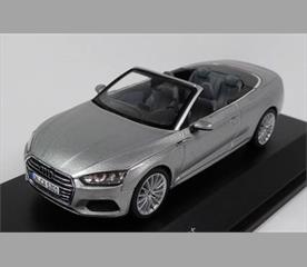 1/43 DEALER MODEL MADE BY SPARK 5011705331 AUDI A5 CABRIOLET FLORETT SILVER