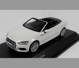 1/43 DEALER MODEL MADE BY SPARK 5011705332 A5 CABRIOLET TOFANA WHITE