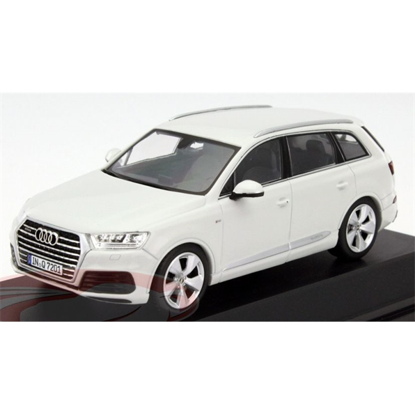 1/43 DEALER MODEL MADE BY SPARK 5011407623 AUDI Q7 GLACIER WHITE 2015